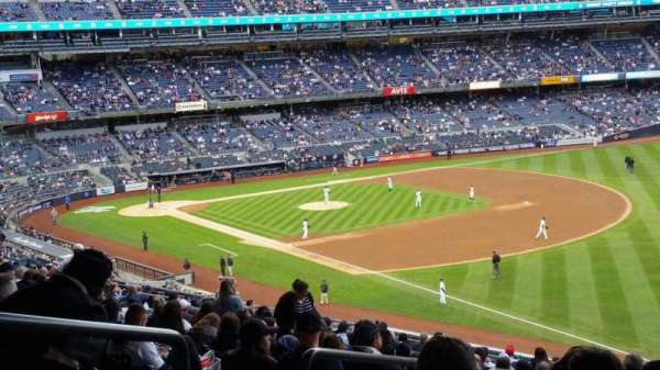 Yankee Stadium, section: 210, row: 22, seat: 20