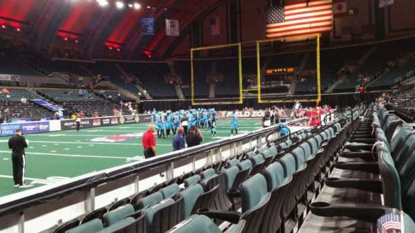 Boardwalk Hall, section: 104, row: EE, seat: 1