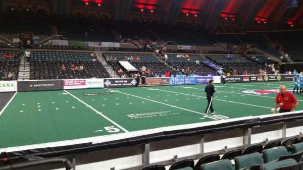 Boardwalk Hall, section: 104, row: EE, seat: 1
