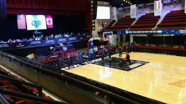 Westchester County Center, section: 30 LEFT, row: B, seat: 32