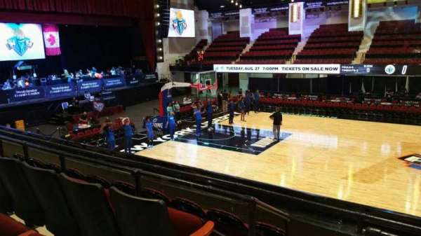 Westchester County Center, section: 30 LEFT, row: B, seat: 30