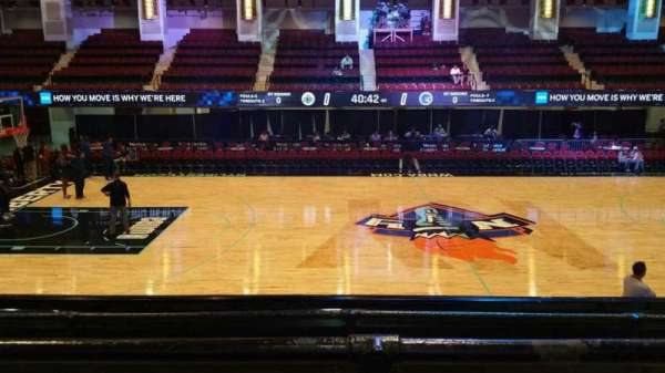 Westchester County Center, section: 20 LEFT, row: C, seat: 27