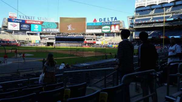 Yankee Stadium, section: 118, row: 6, seat: 7