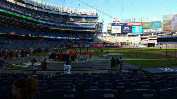 Yankee Stadium, section: 117B, row: 1, seat: 10