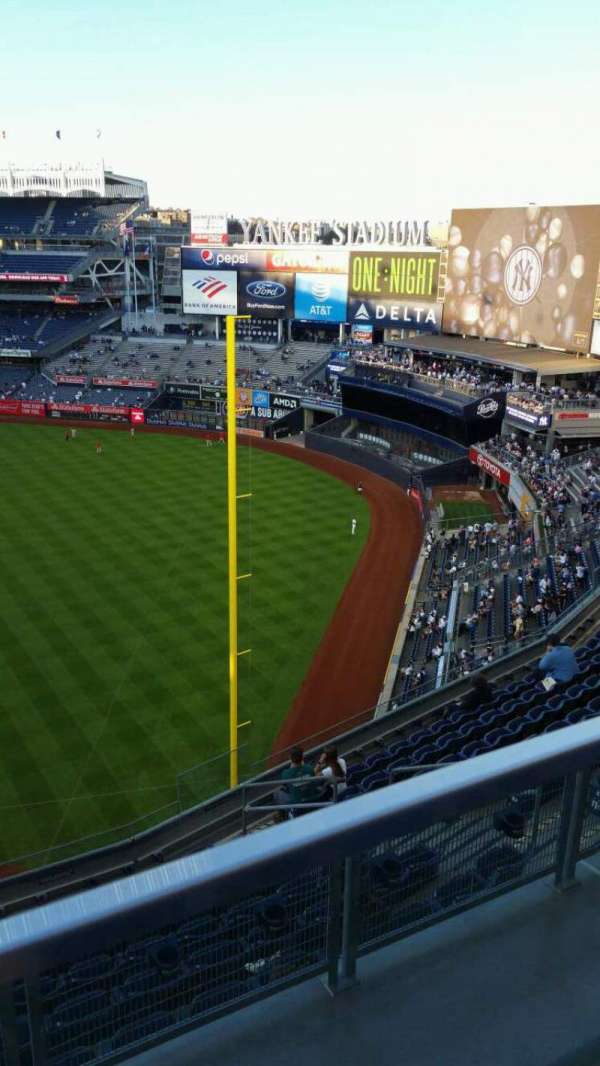 Yankee Stadium, section: 409, row: 1, seat: 9