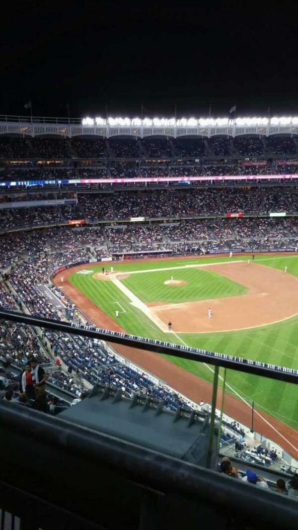 Yankee Stadium, section: 409, row: 1, seat: 10