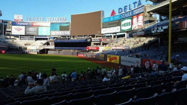 Yankee Stadium, section: 110, row: 17, seat: 15