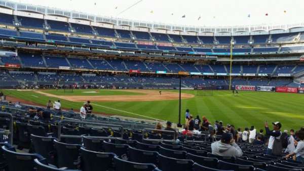 Yankee Stadium, section: 110, row: 17, seat: 9