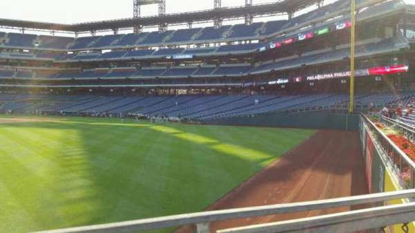 Citizens Bank Park, section: 147, row: 4, seat: 12