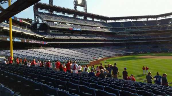 Citizens Bank Park, section: 103, row: 13, seat: 22