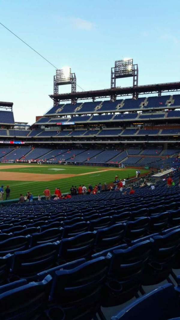 Citizens Bank Park, section: 136, row: 27, seat: 18