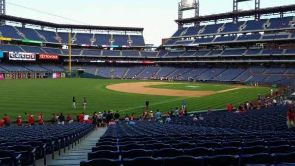 Citizens Bank Park, section: 137, row: 32, seat: 19
