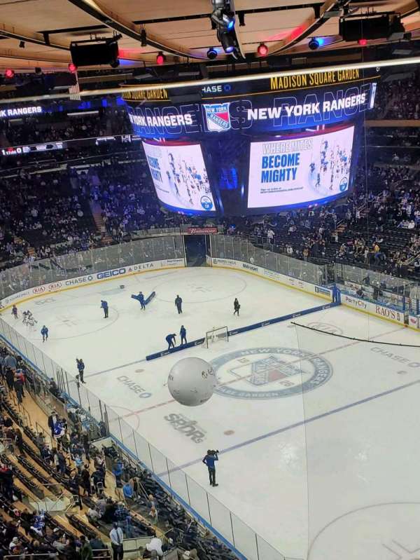 Madison Square Garden, section: 301, row: 1, seat: 16