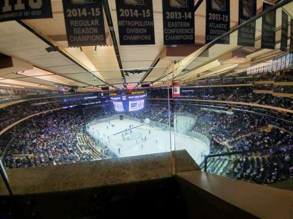 Madison Square Garden, section: 301, row: 1, seat: 16