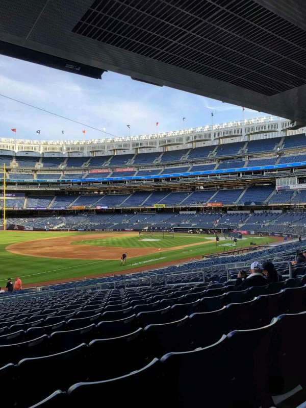 Yankee Stadium, section: 128, row: 17, seat: 13