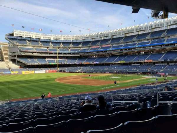 Yankee Stadium, section: 128, row: 17, seat: 7