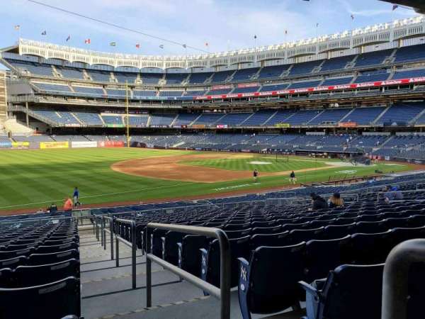 Yankee Stadium, section: 128, row: 17, seat: 1