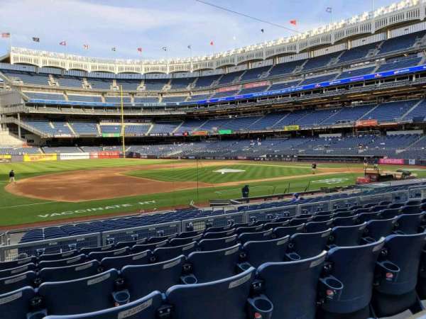 Yankee Stadium, section: 126, row: 7, seat: 16