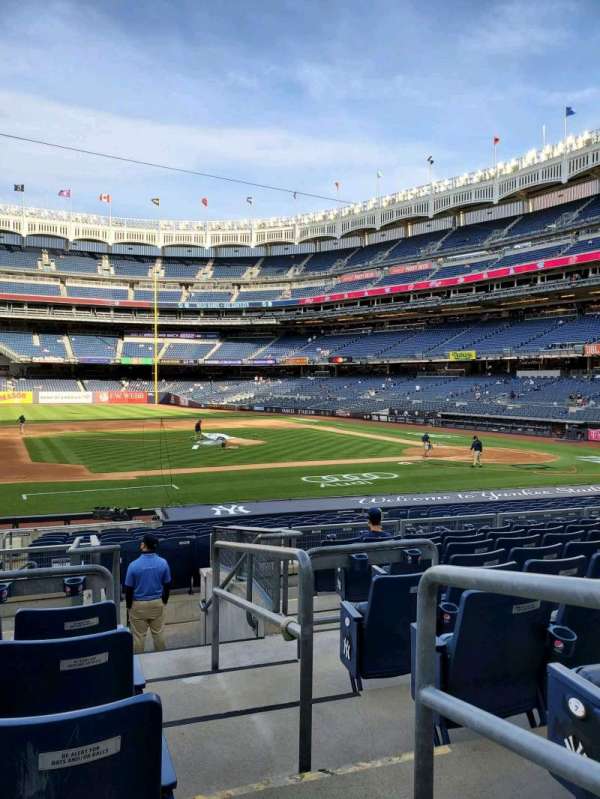 Yankee Stadium, section: 125, row: 9, seat: 1