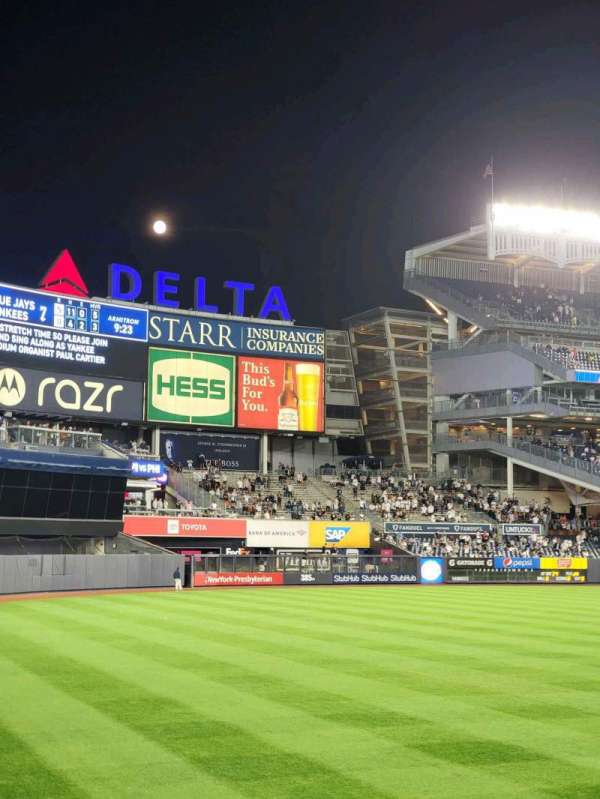 Yankee Stadium, section: 132, row: 1, seat: 14