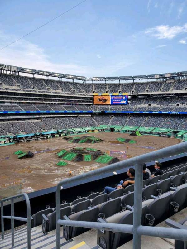 MetLife Stadium, section: 245C, row: 6, seat: 1