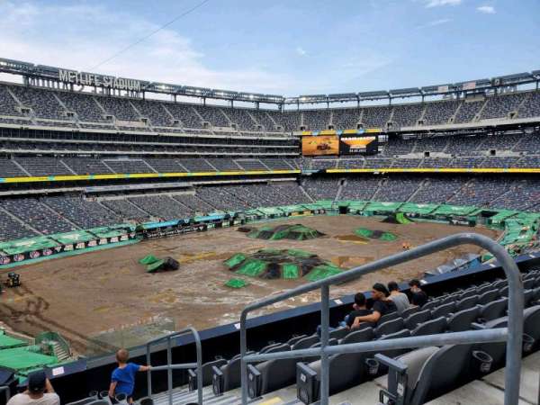 MetLife Stadium, section: 245C, row: 7, seat: 2