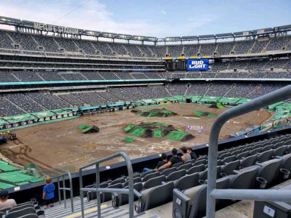 MetLife Stadium, section: 245C, row: 8, seat: 1