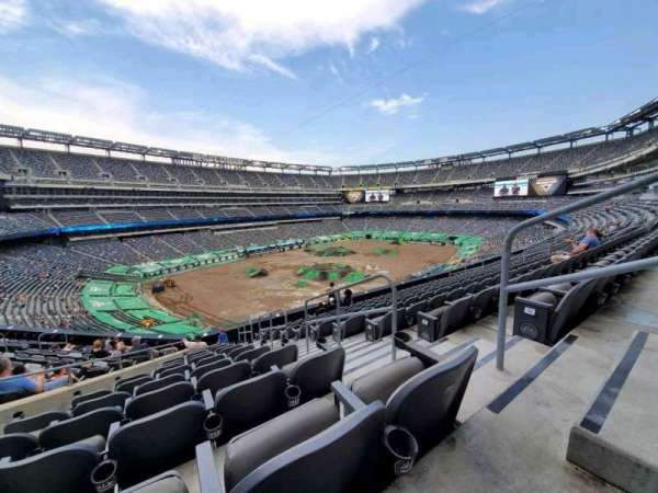 MetLife Stadium, section: 245C, row: 11, seat: 3
