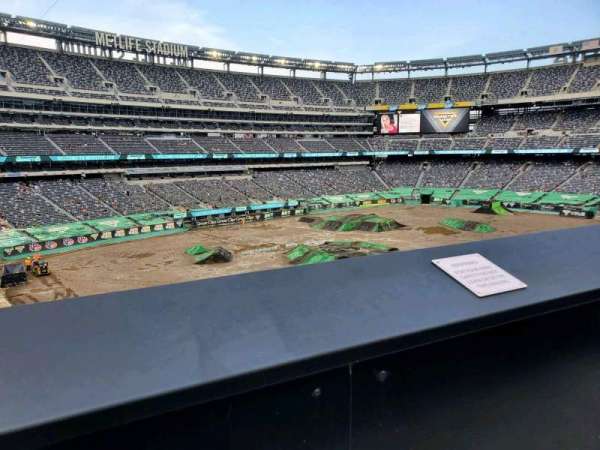 MetLife Stadium, section: 244, row: 1, seat: 23