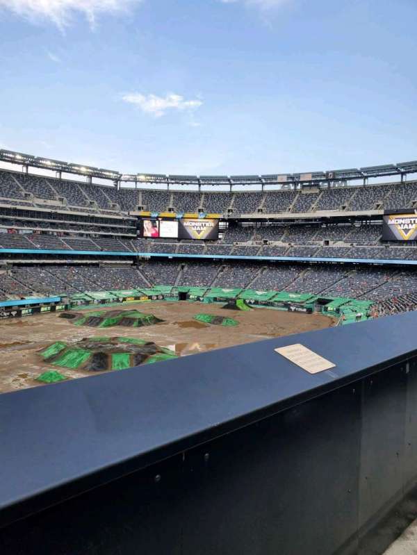 MetLife Stadium, section: 244, row: 1, seat: 19