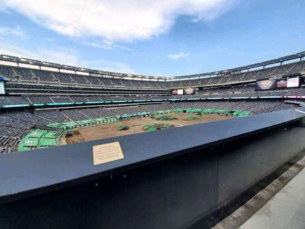MetLife Stadium, section: 244, row: 1, seat: 12