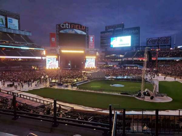 Citi Field, section: 119, row: 4, seat: 10