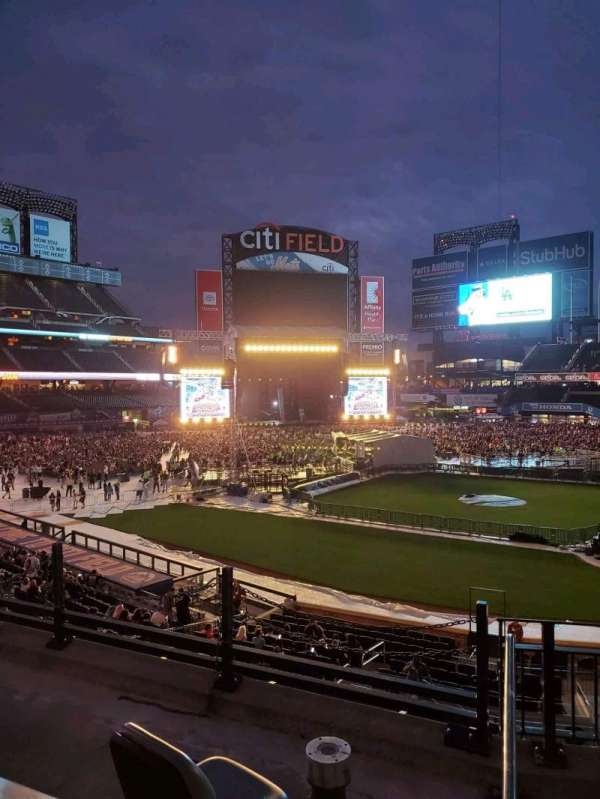 Citi Field, section: 119, row: 4, seat: 10