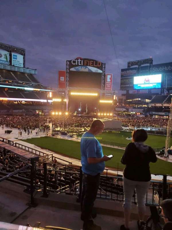 Citi Field, section: 119, row: 4, seat: 6