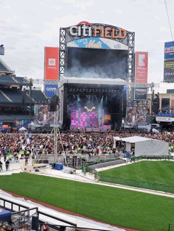 Citi Field, section: 119, row: 4, seat: 7