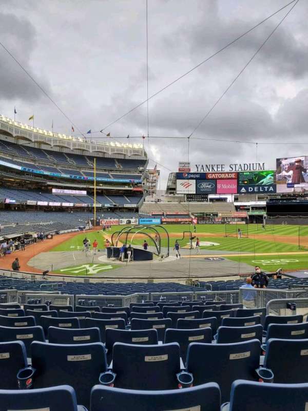 Yankee Stadium, section: 118, row: 10, seat: 7
