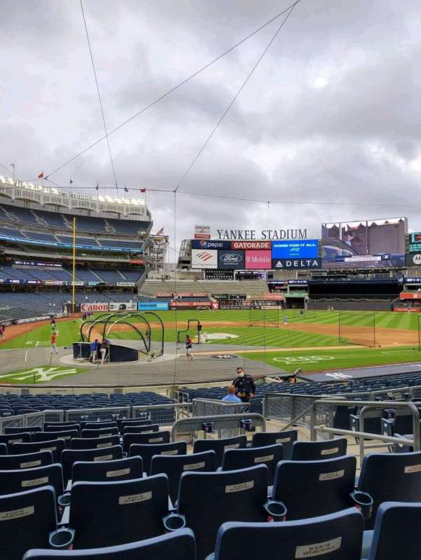 Yankee Stadium, section: 118, row: 10, seat: 4