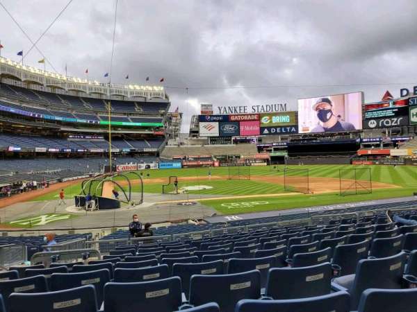 Yankee Stadium, section: 117B, row: 11, seat: 8