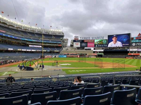 Yankee Stadium, section: 117B, row: 11, seat: 3