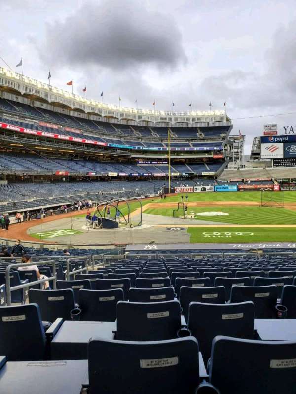 Yankee Stadium, section: 117A, row: 14, seat: 9