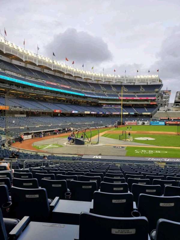 Yankee Stadium, section: 117A, row: 14, seat: 7