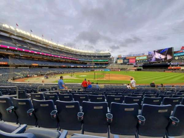 Yankee Stadium, section: 115, row: 10, seat: 10