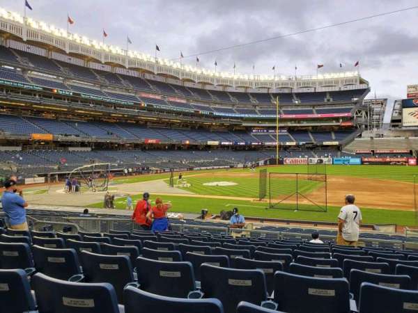 Yankee Stadium, section: 115, row: 10, seat: 4