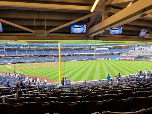 Yankee Stadium, section: 107, row: 21, seat: 19