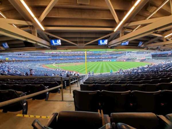 Yankee Stadium, section: 107, row: 21, seat: 22