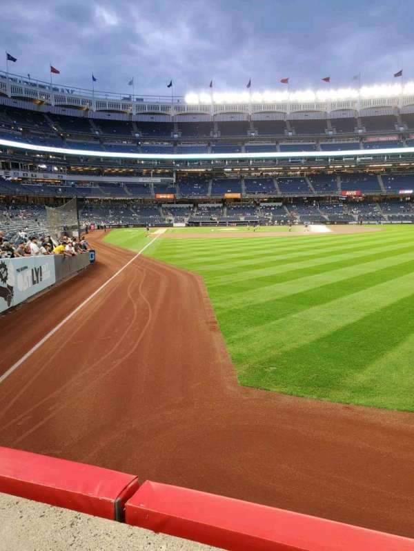 Yankee Stadium, section: 107, row: 1, seat: 5