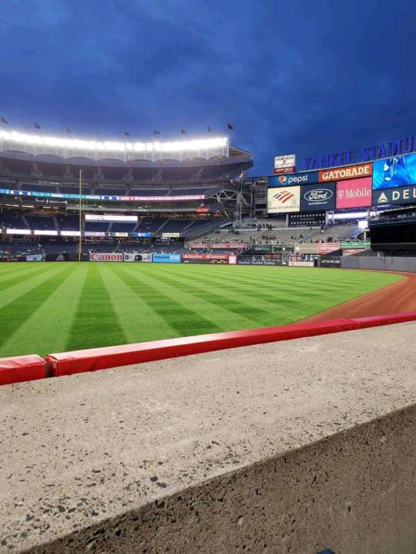Yankee Stadium, section: 107, row: 1, seat: 7