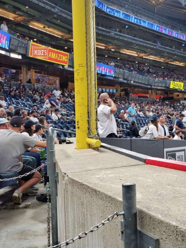 Yankee Stadium, section: 107, row: 1, seat: 5