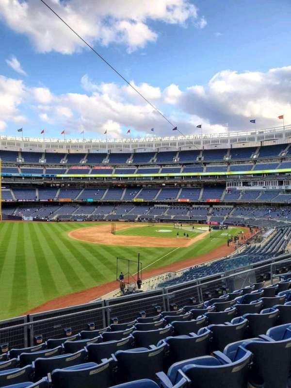 Yankee Stadium, section: 231, row: 7, seat: 15