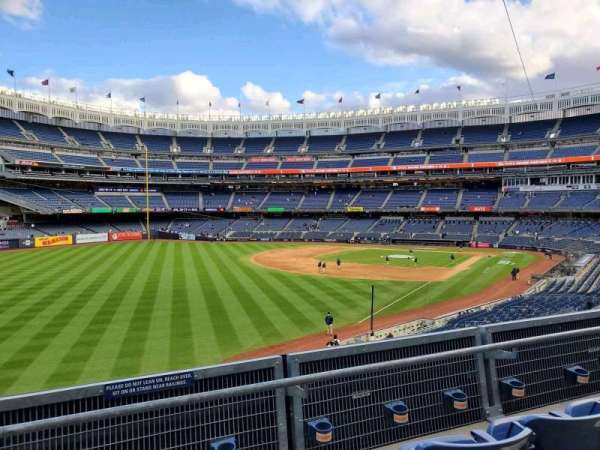 Yankee Stadium, section: 231, row: 3, seat: 13